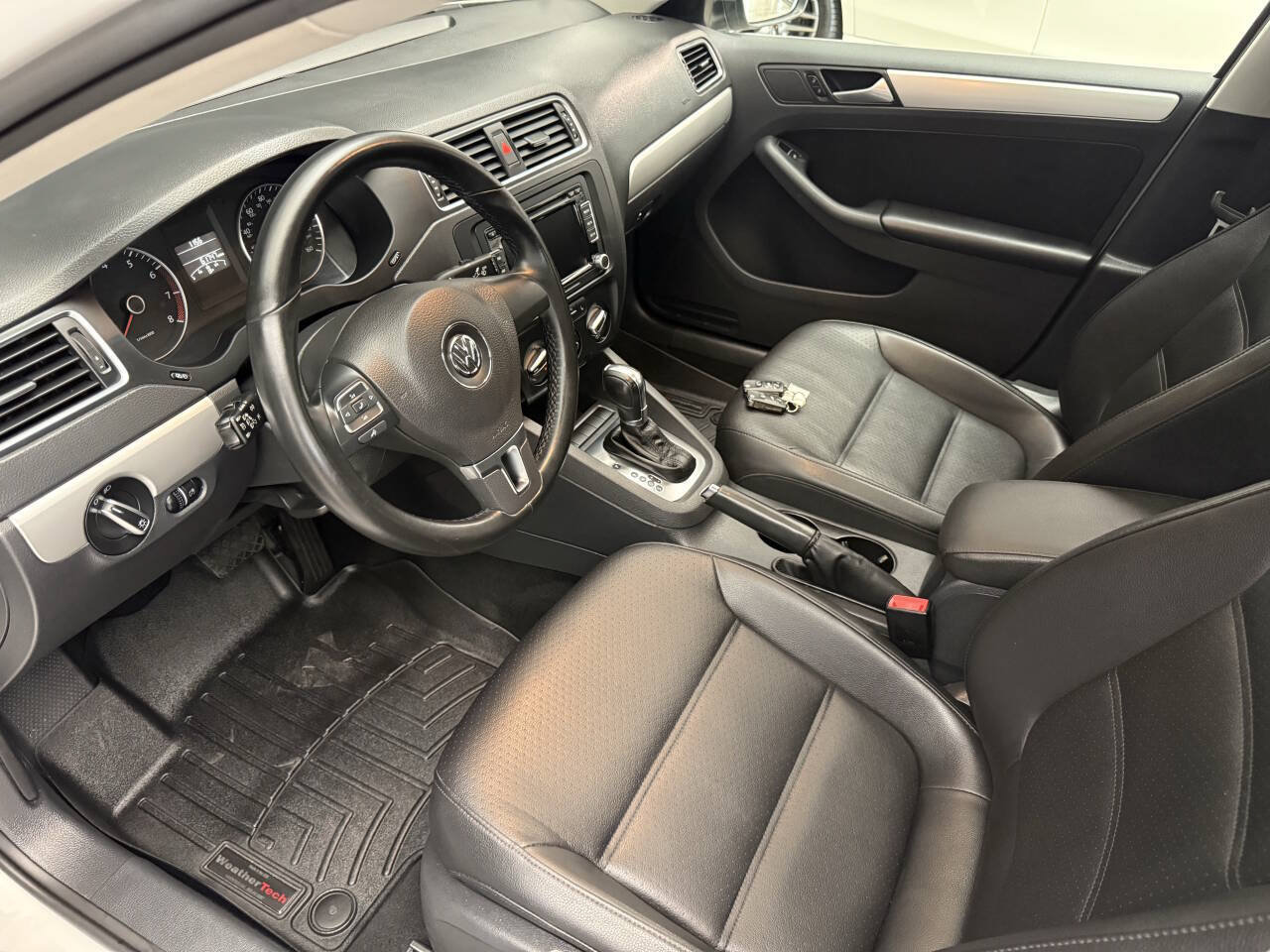 Used 2013 Volkswagen Jetta SE FWD image 15