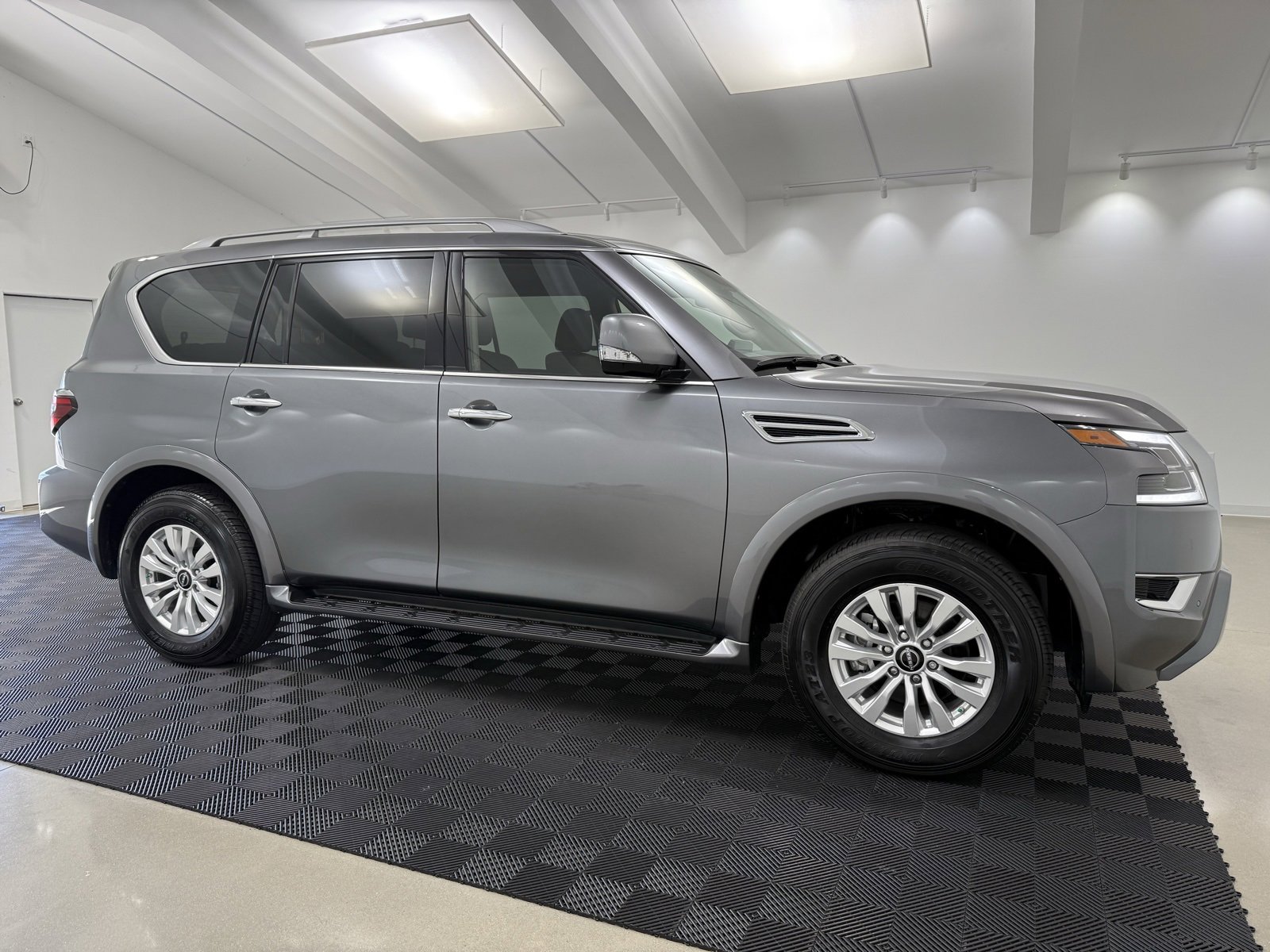Used 2024 Nissan Armada SV w/ Cargo Package image 1
