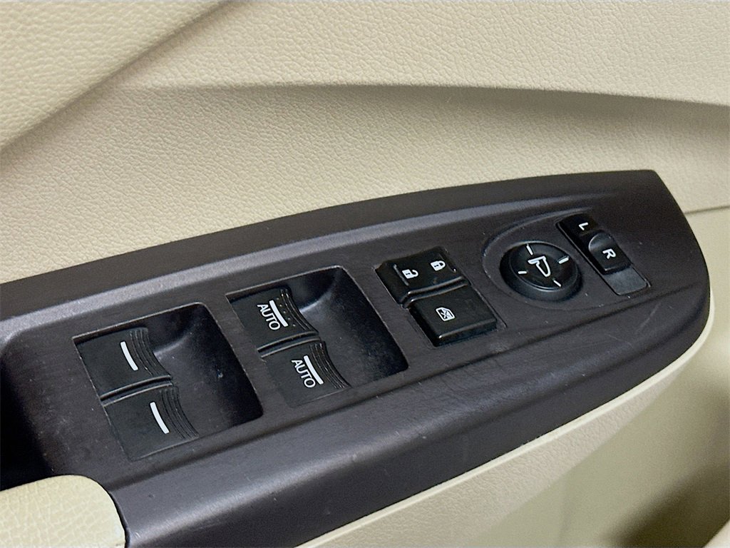 Used 2017 Acura RDX AWD w/ Advance Package image 19