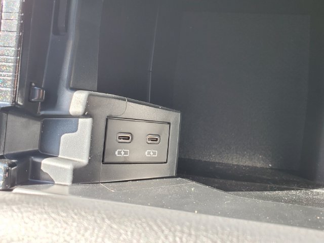 Used 2026 Toyota Sienna XSE AWD/4WD image 31