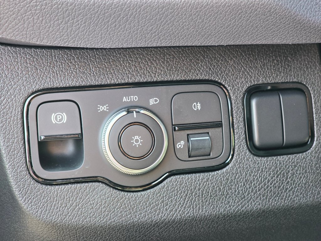 New 2026 Mercedes-Benz Sprinter 2500 image 33