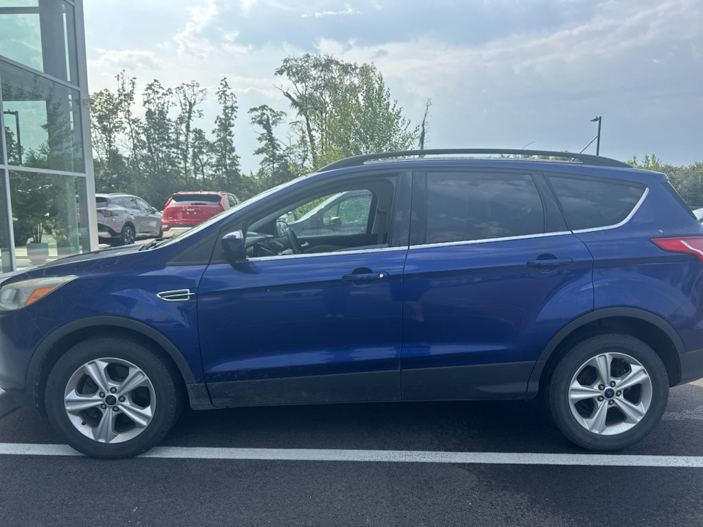 Used 2015 Ford Escape SE w/ Equipment Group 201A AWD/4WD image 8