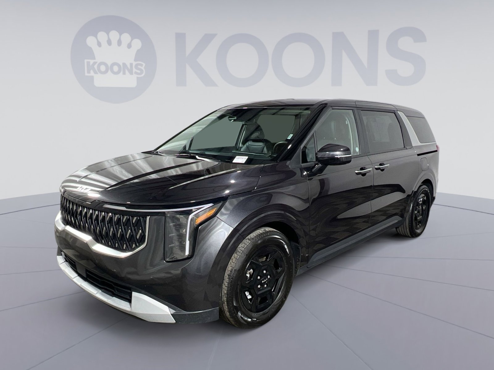 Used 2025 Kia Carnival