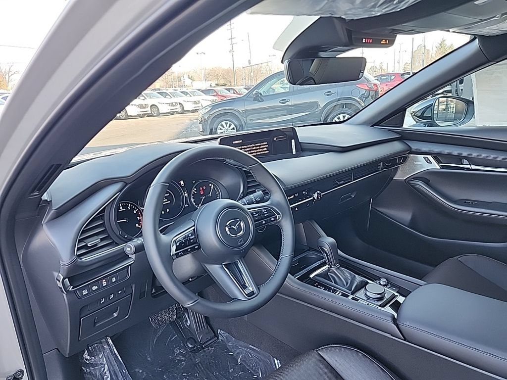 New 2026 MAZDA MAZDA3 Hatchback w/Premium Plus Pkg AWD/4WD image 5
