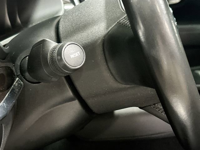 Used 2017 Volvo S90 T6 Momentum w/ Vision Package image 11