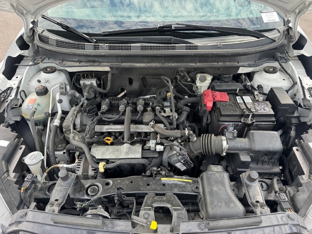Used 2021 Nissan Kicks SR FWD image 15