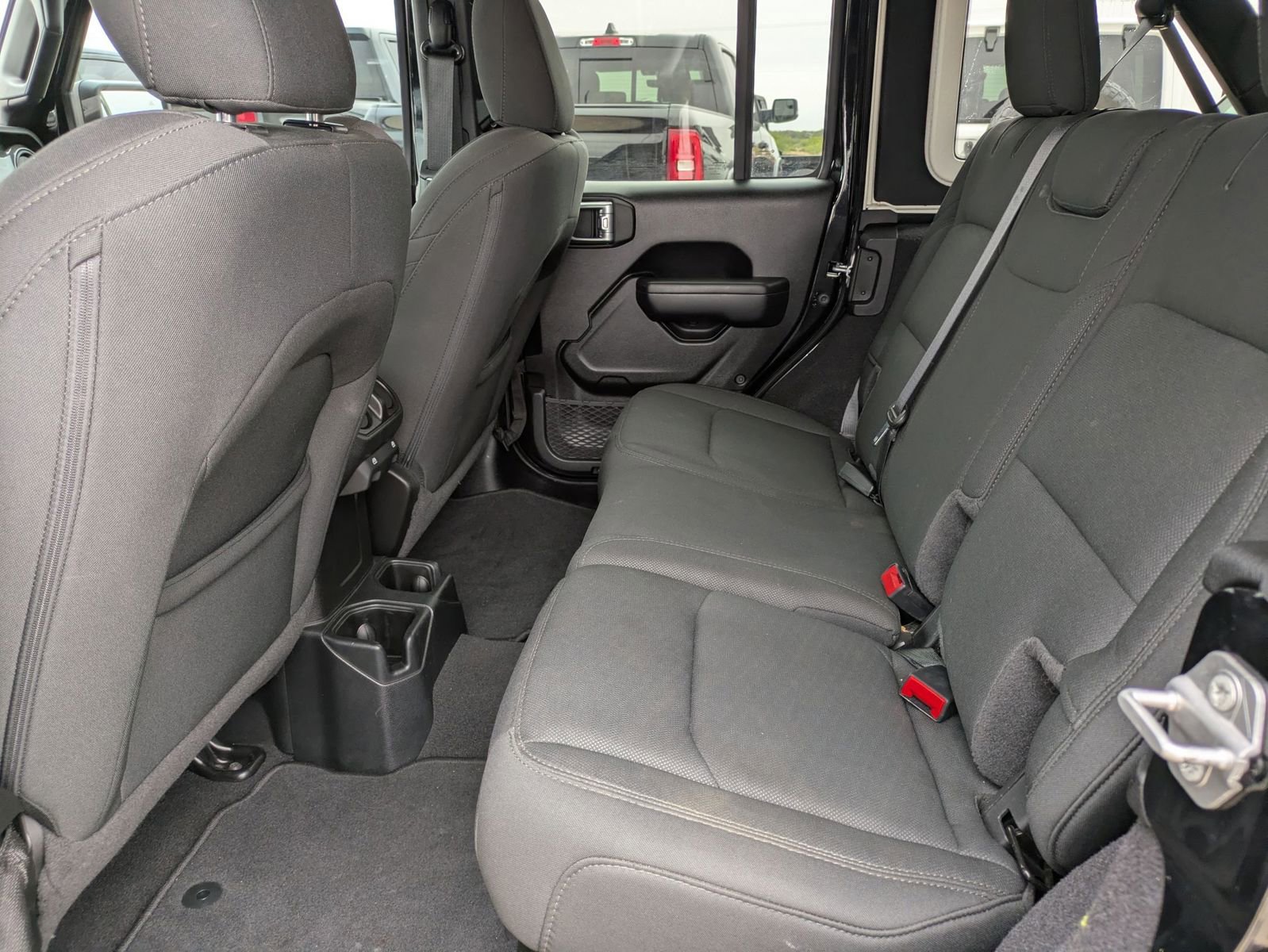 Used 2021 Jeep Wrangler Unlimited Sport image 12