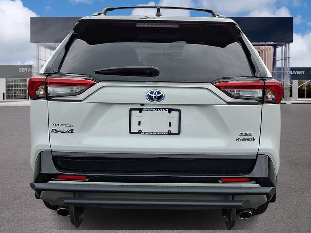 Used 2023 Toyota RAV4 XSE AWD/4WD image 5