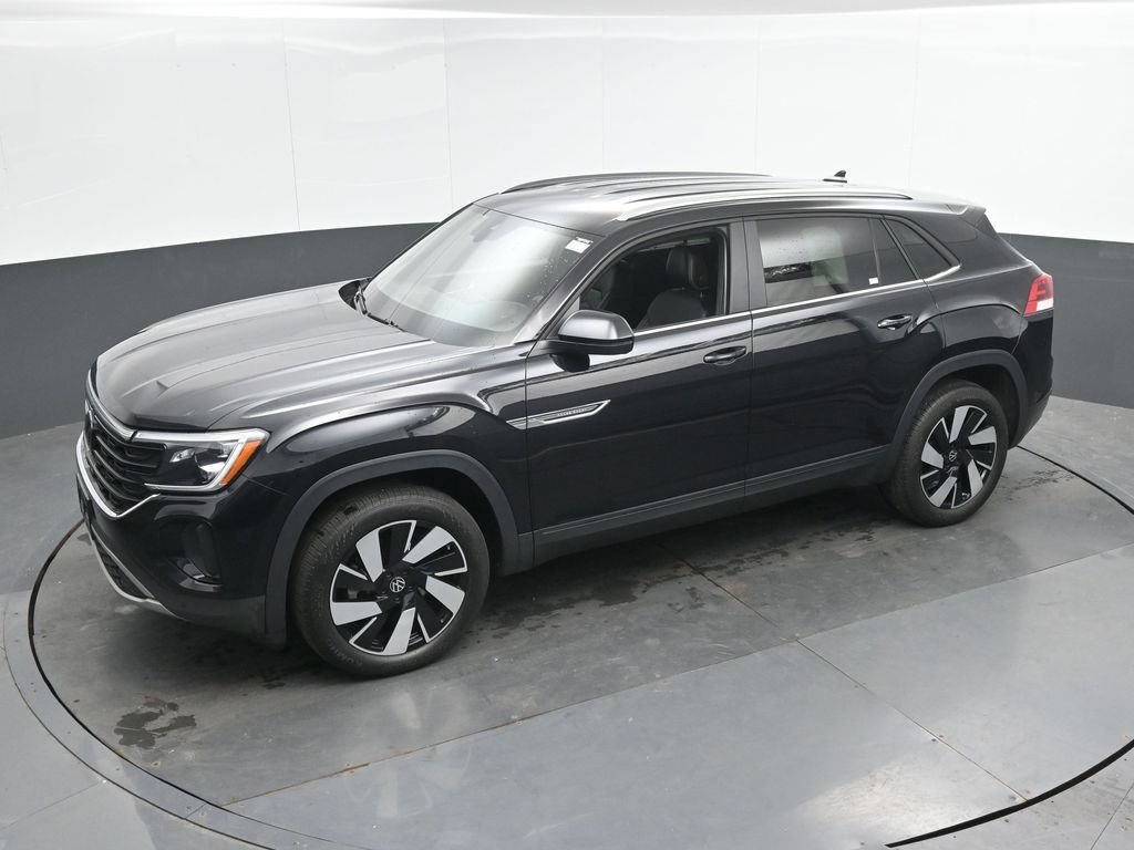 Used 2024 Volkswagen Atlas Cross Sport SE AWD/4WD image 35