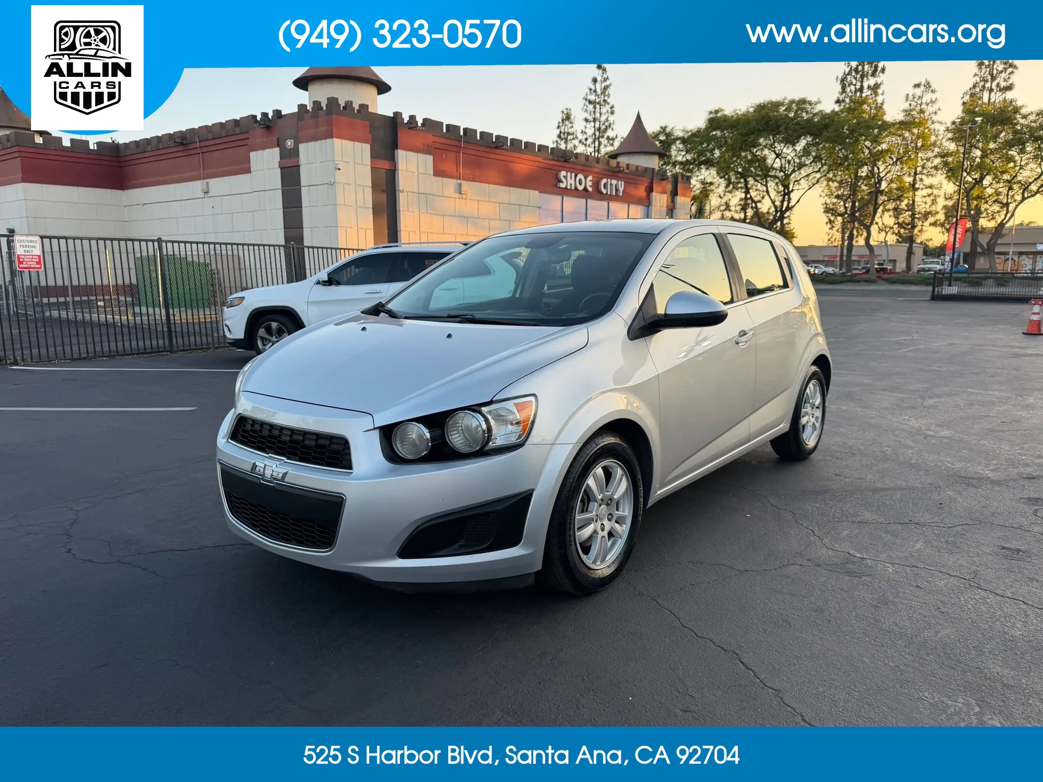 Used 2013 Chevrolet Sonic LT FWD image 1