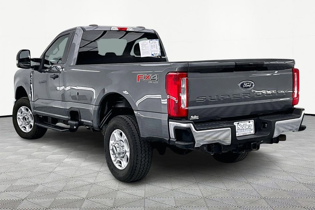 Used 2025 Ford F350 XLT w/ FX4 Off-Road Package image 12