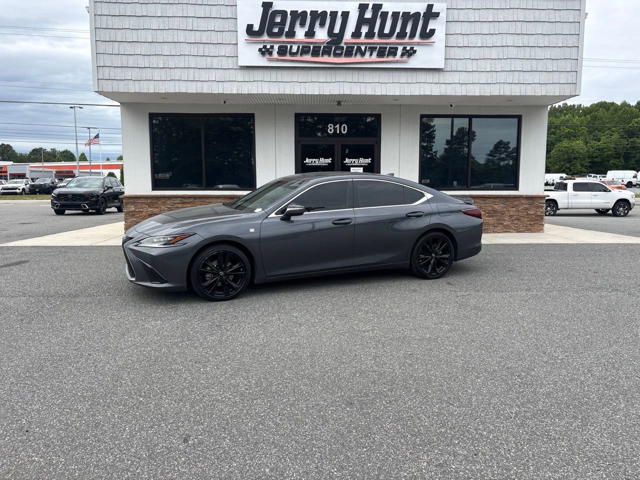 Used 2023 Lexus ES 300h F Sport FWD image 1