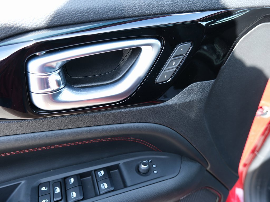 Used 2024 Jeep Compass Trailhawk w/ Trailhawk Elite Group image 28