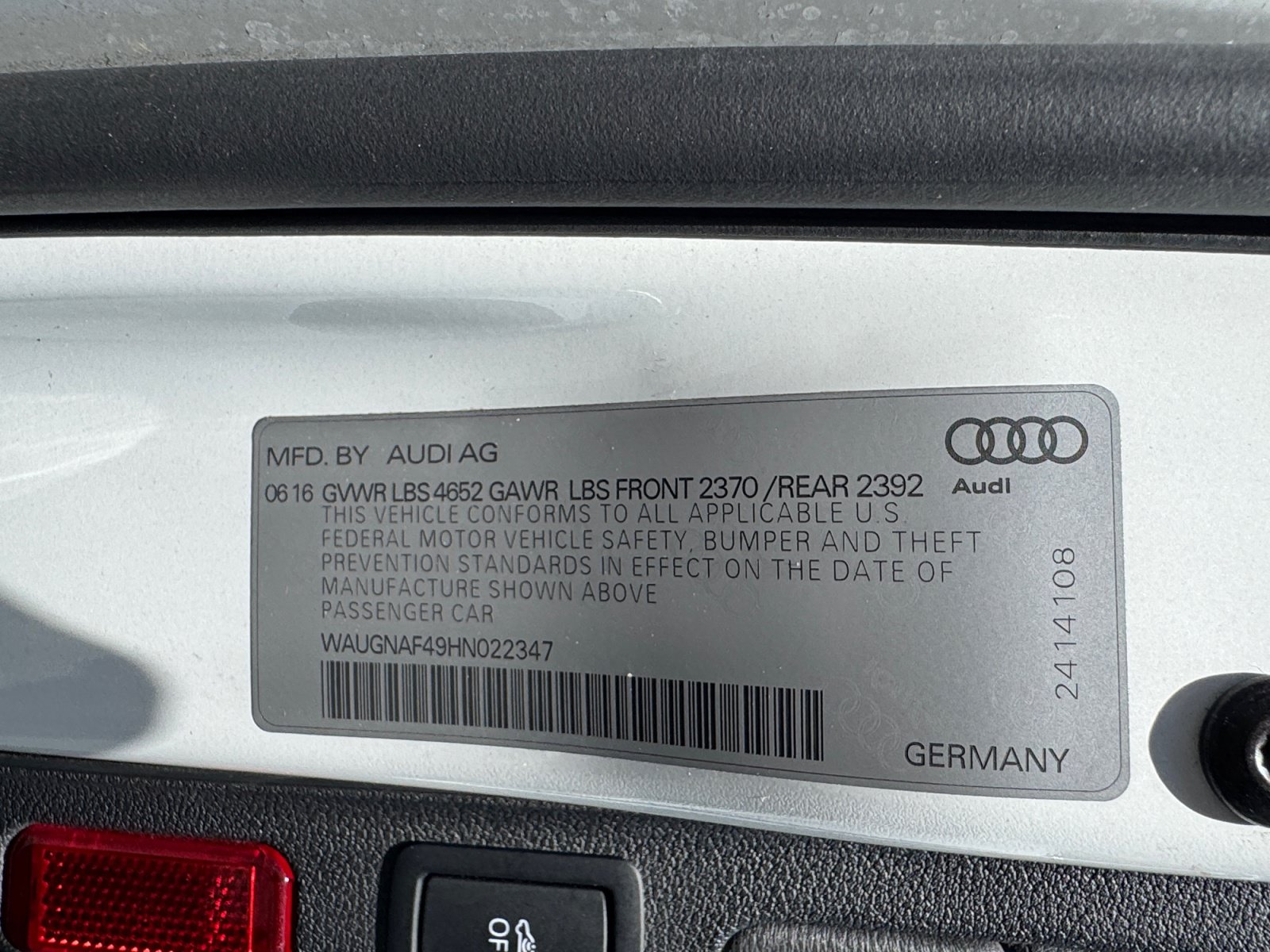 Used 2017 Audi A4 2.0T Premium w/ Audi MMI Navigation Plus FWD image 16