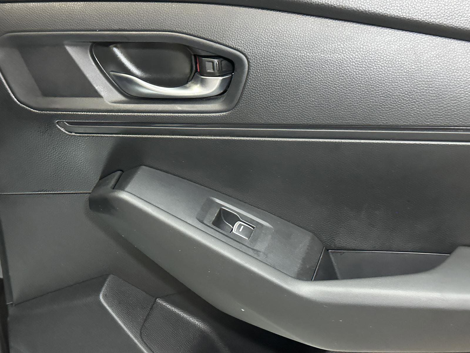 Certified 2024 Honda Accord EX image 35