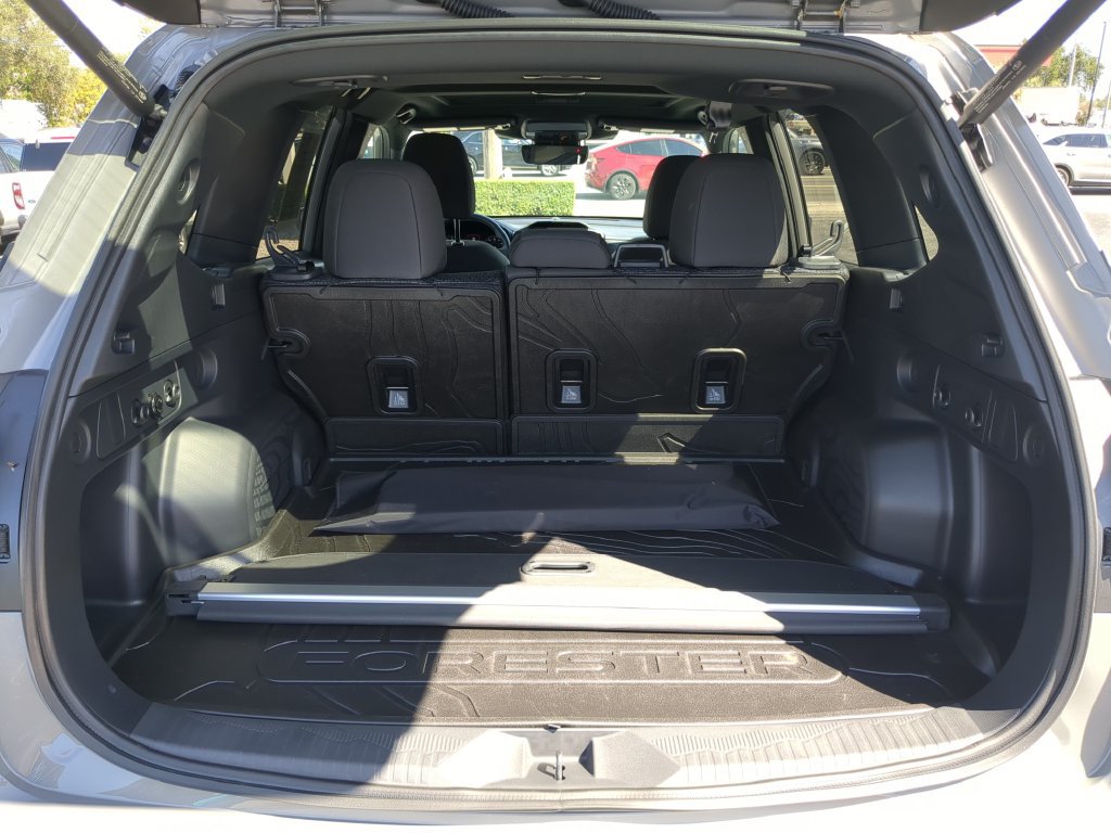 Used 2026 Subaru Forester Premium AWD/4WD image 10