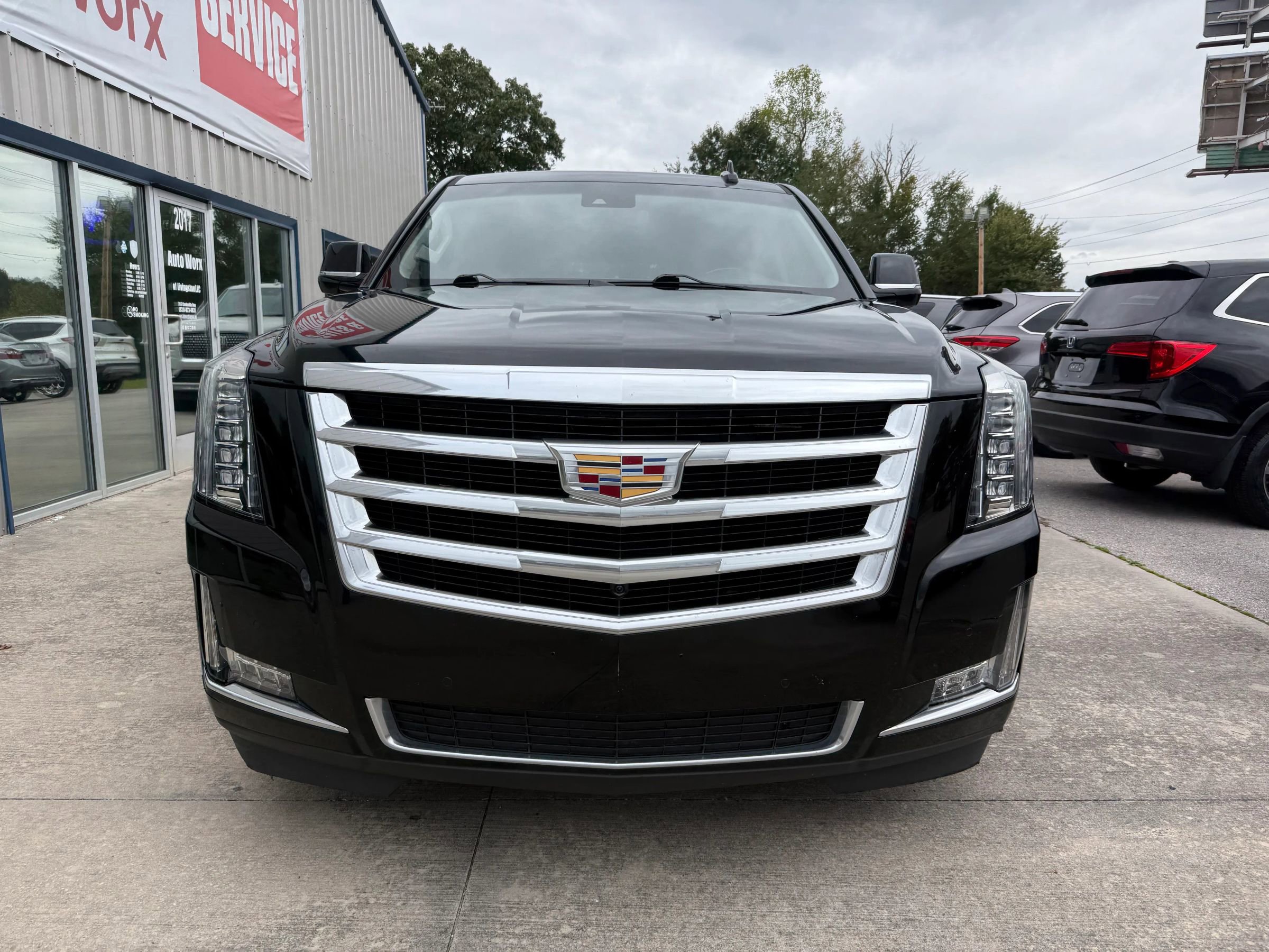 Used 2020 Cadillac Escalade ESV Luxury image 11