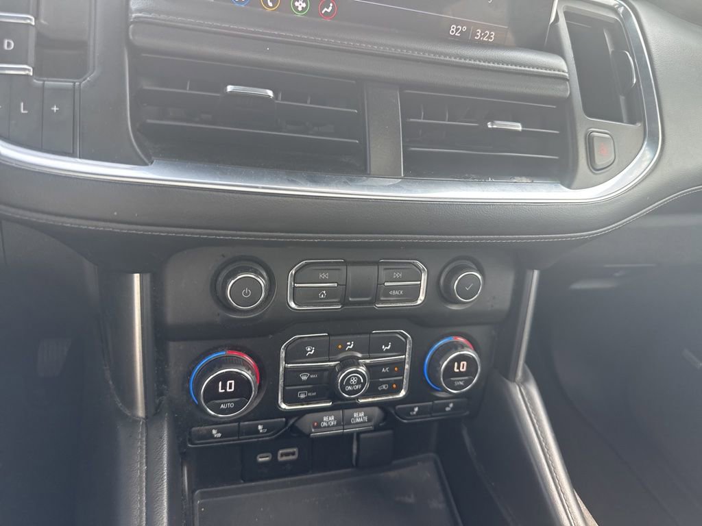 Used 2021 Chevrolet Tahoe LT AWD/4WD image 16