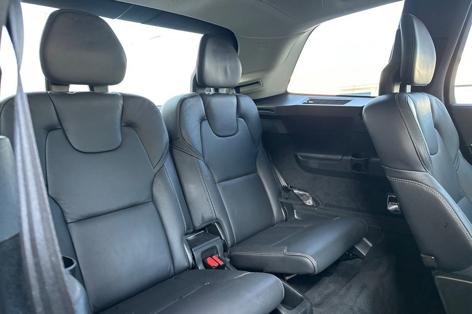 Certified 2023 Volvo XC90 T8 Ultimate image 18