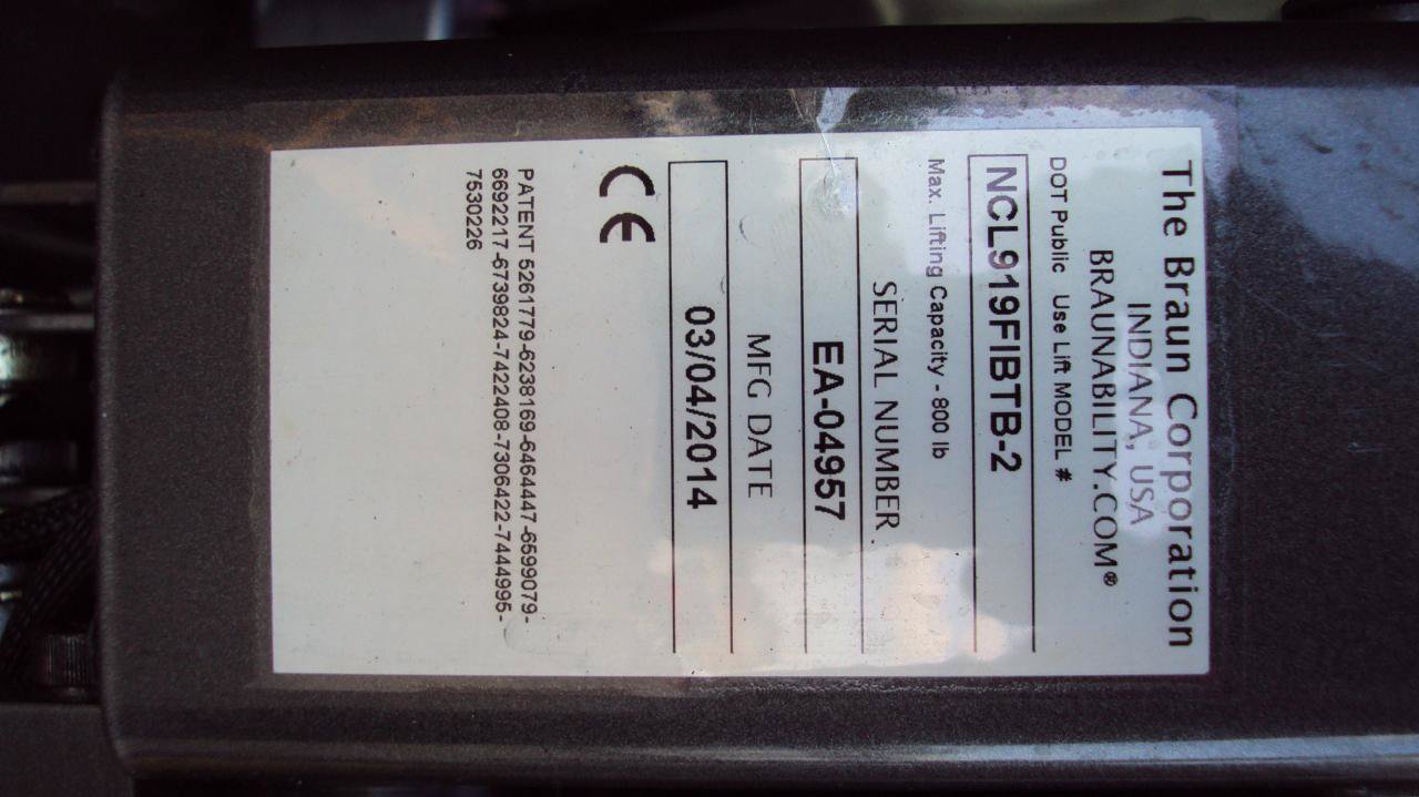Used 2014 Ford E-250 and Econoline 250 Extended w/ Power Group RWD image 10
