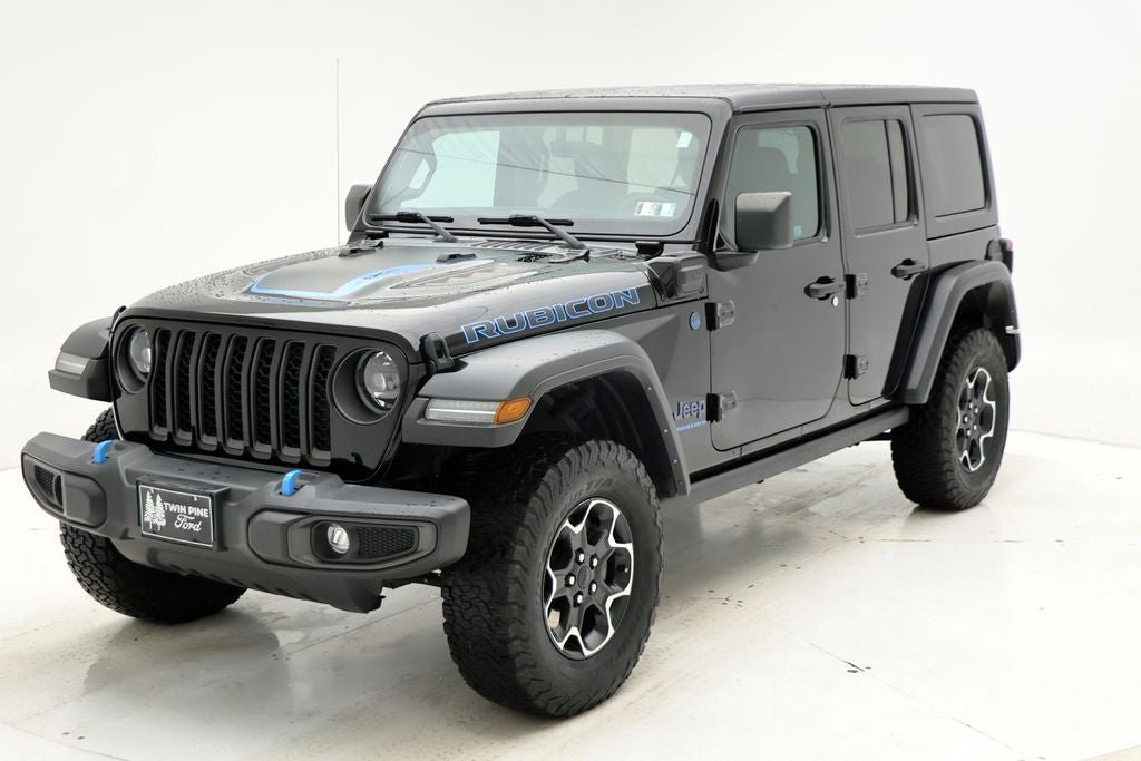 Used 2023 Jeep Wrangler Unlimited Rubicon 4xe w/ Cold Weather Group AWD/4WD video 2