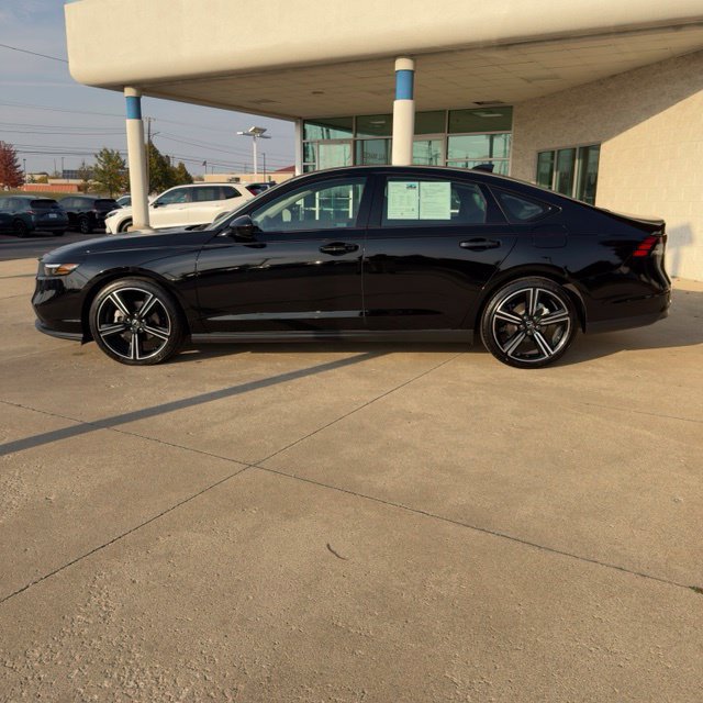 Certified 2026 Honda Accord SE image 2