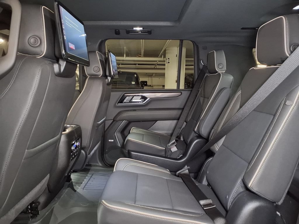 New 2026 GMC Yukon XL Elevation w/ Elevation Premium Package RWD image 12
