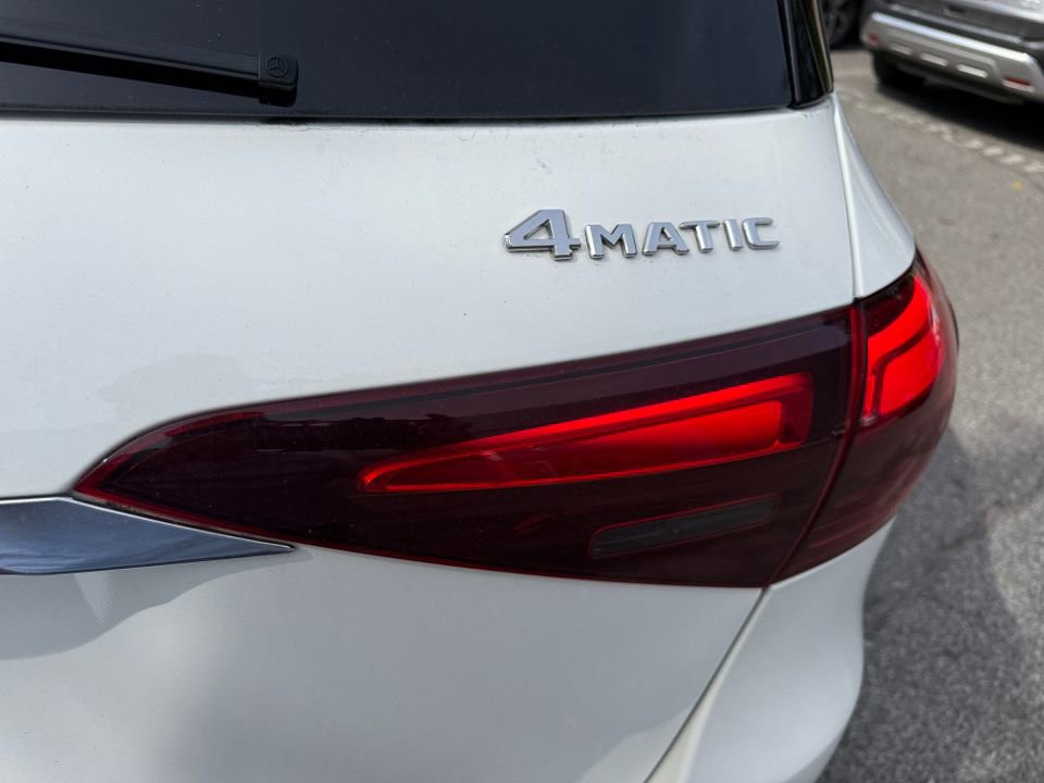 Used 2024 Mercedes-Benz GLE 450e 4MATIC image 33