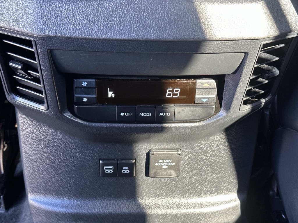 Used 2023 Toyota Sequoia Limited w/ Tow Technology Package AWD/4WD image 20