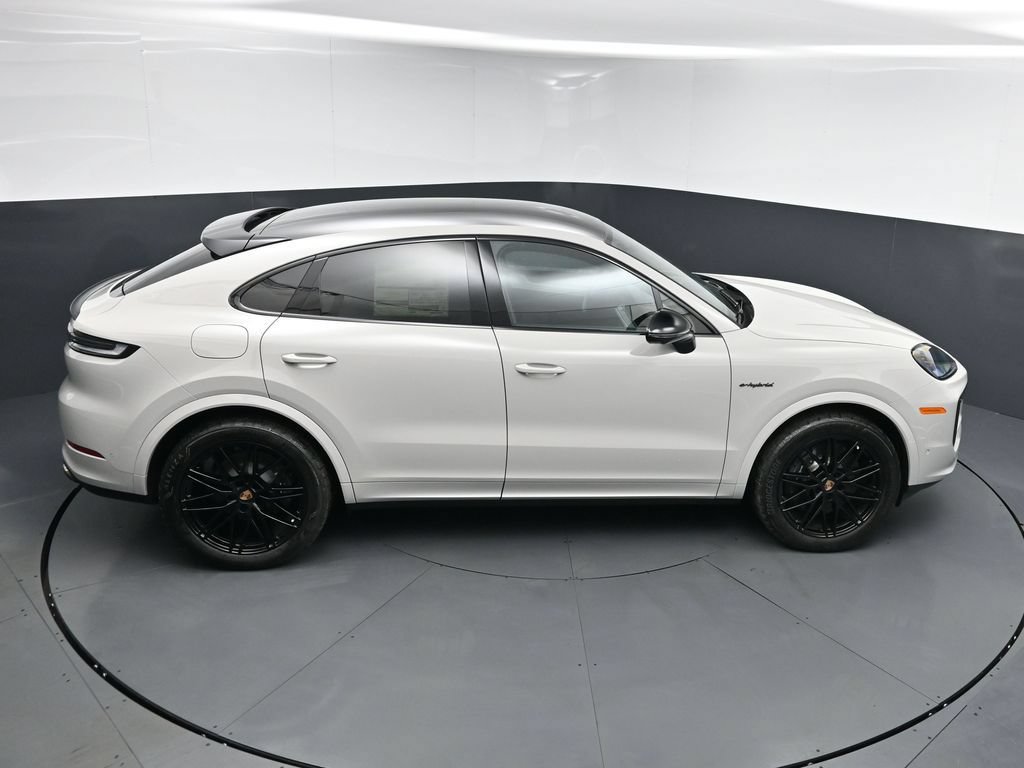 New 2026 Porsche Cayenne E-Hybrid Coupe AWD/4WD image 20