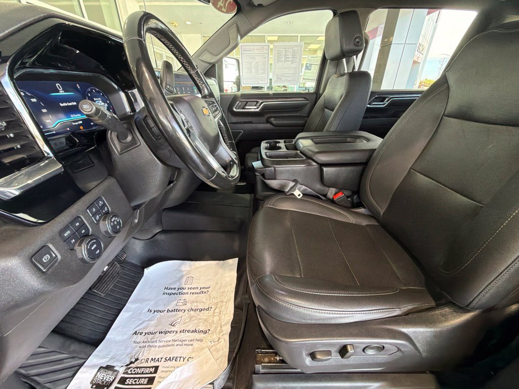 Used 2024 Chevrolet Silverado 2500 LTZ AWD/4WD image 20