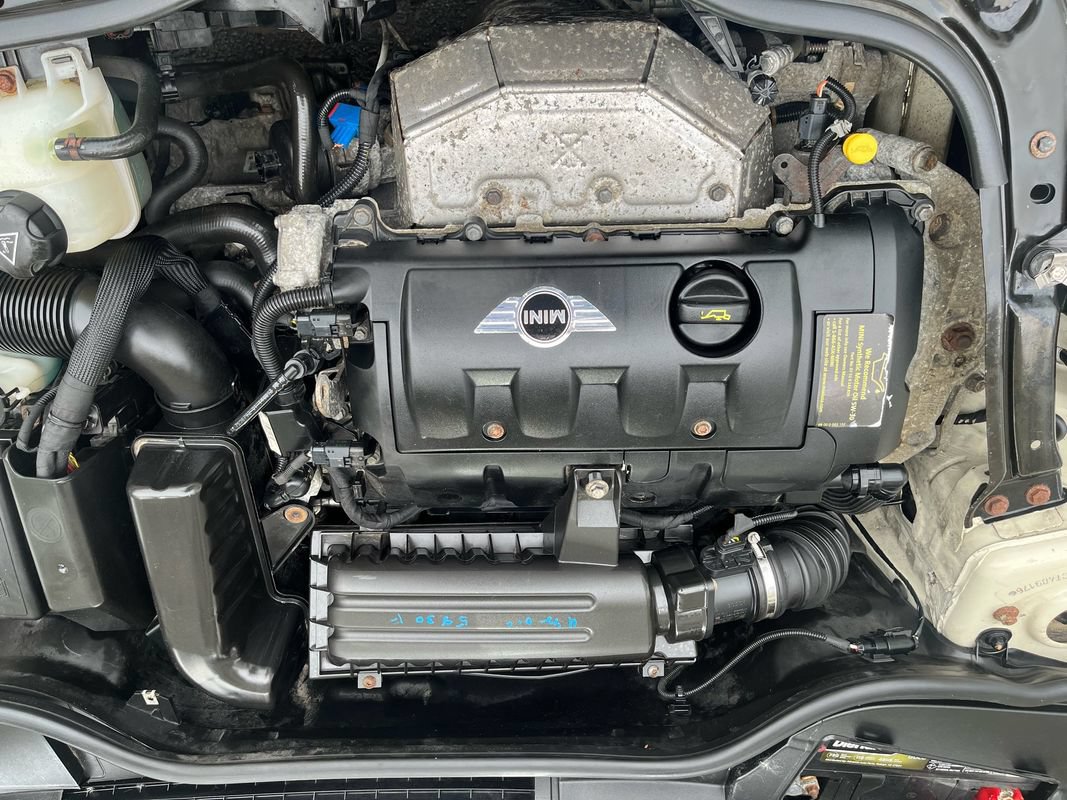 Used 2012 MINI Cooper Clubman FWD image 21