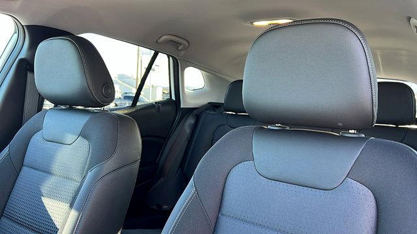 New 2026 Chevrolet Trax LT w/ LT Convenience Package image 18