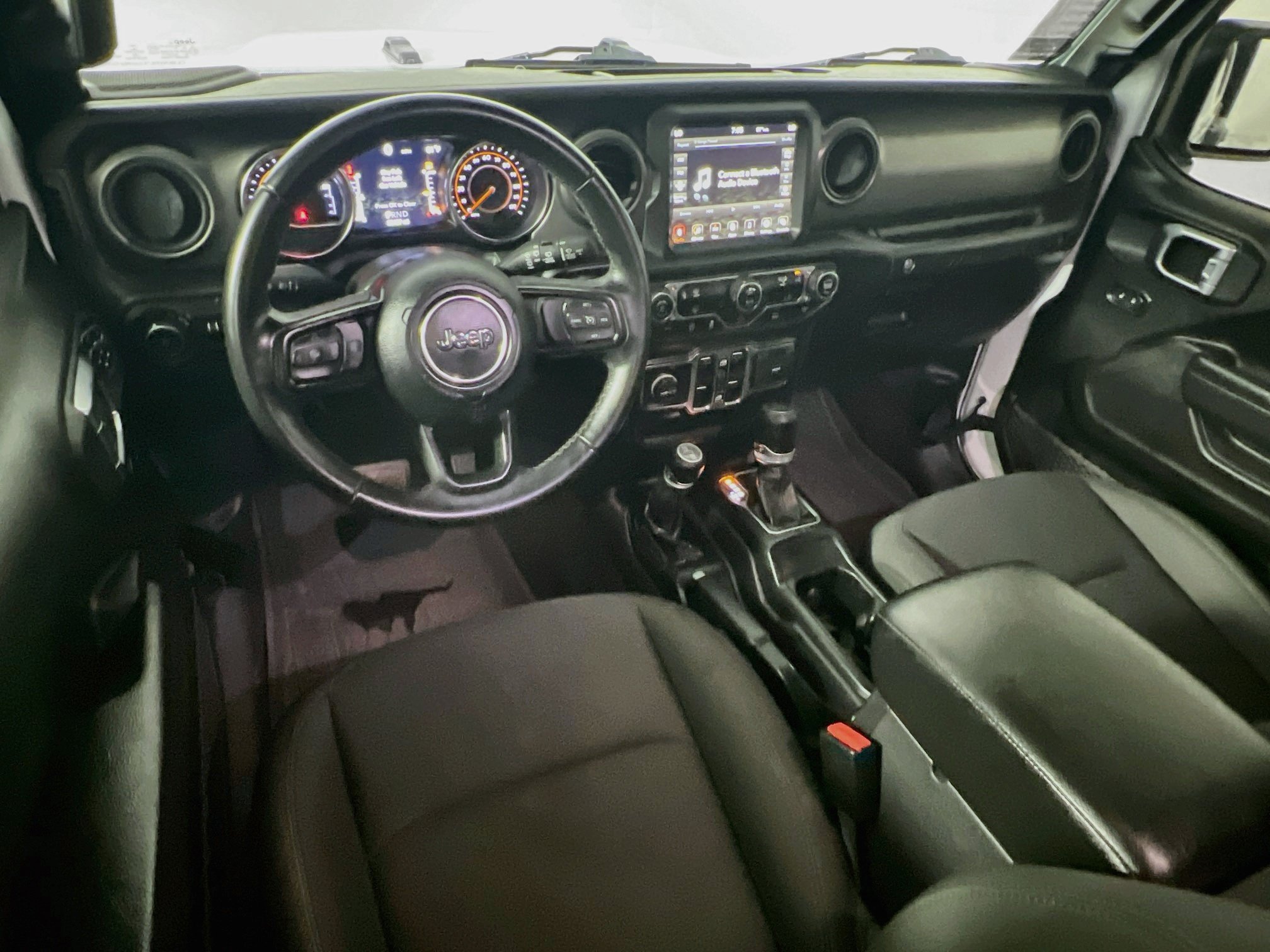 Used 2022 Jeep Wrangler Unlimited Sport w/ Xtreme Recon 35" Tire Package AWD/4WD image 27