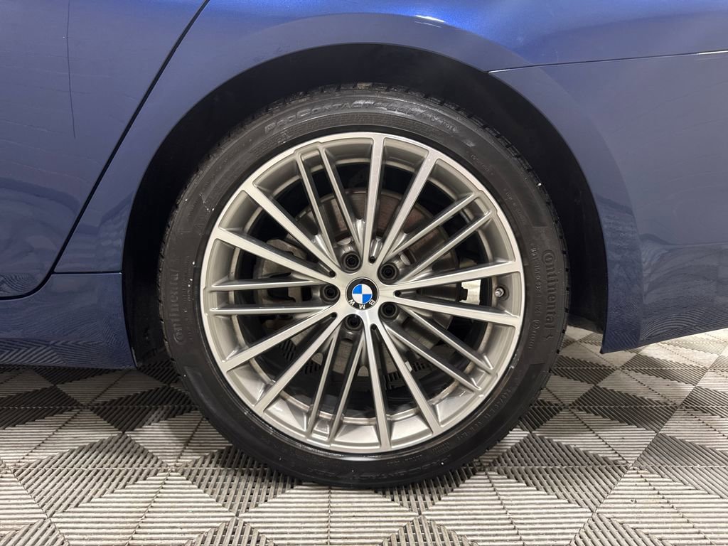 Used 2018 BMW 540i xDrive image 50