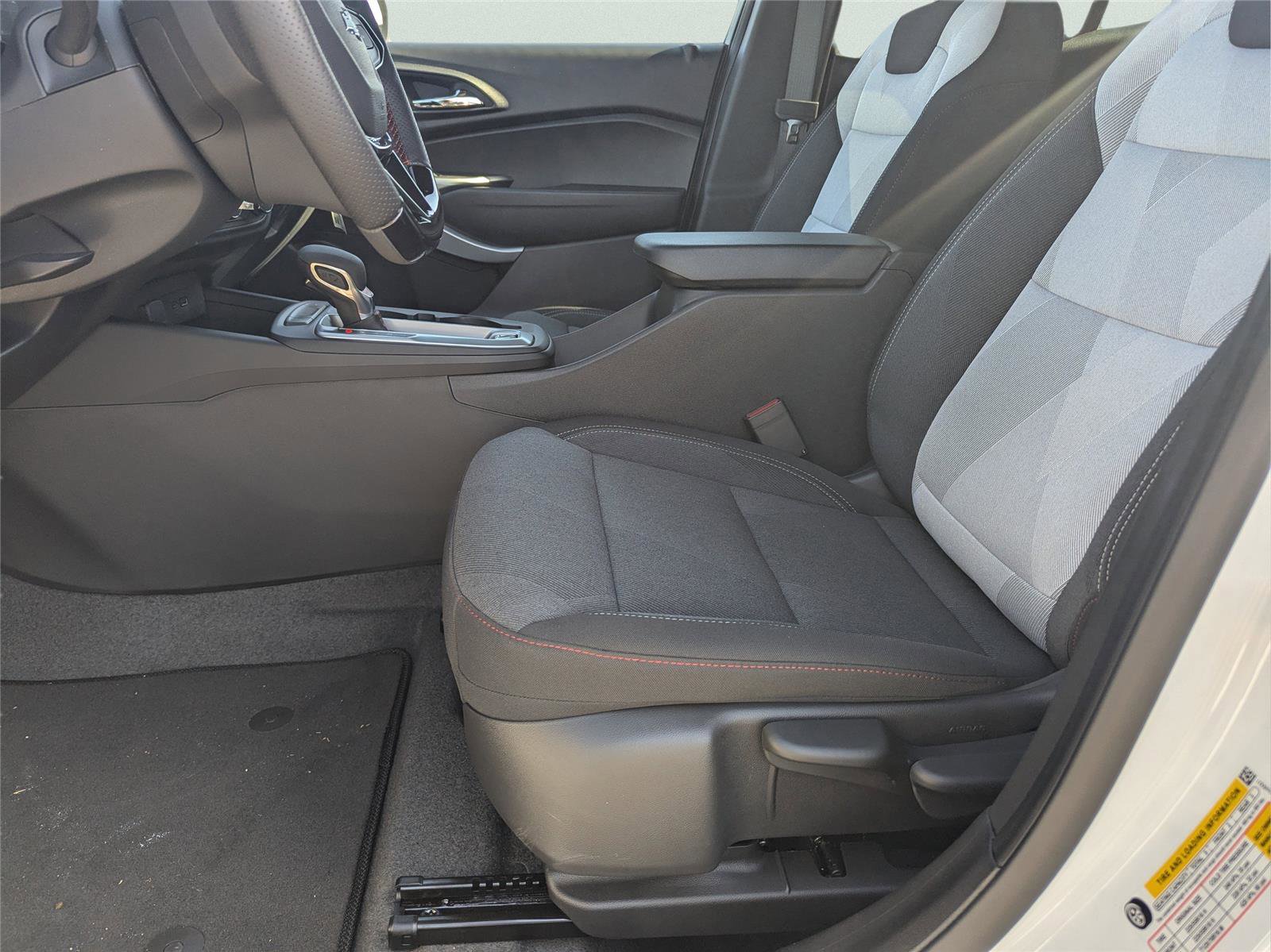 New 2026 Chevrolet Trax RS w/ Driver Confidence Package image 40