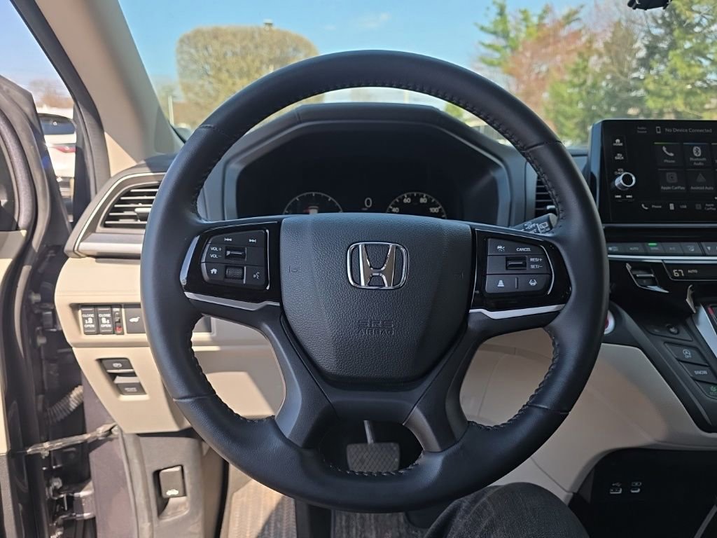 Used 2025 Honda Odyssey EX-L image 13