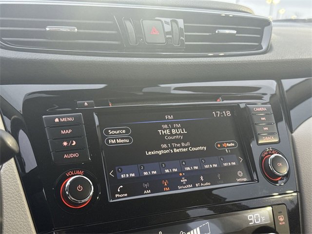 Certified 2022 Nissan Rogue Sport SL w/ Premium Package image 16