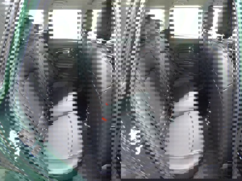 Used 2019 MINI Cooper Clubman ALL4 w/ Premium Package image 30