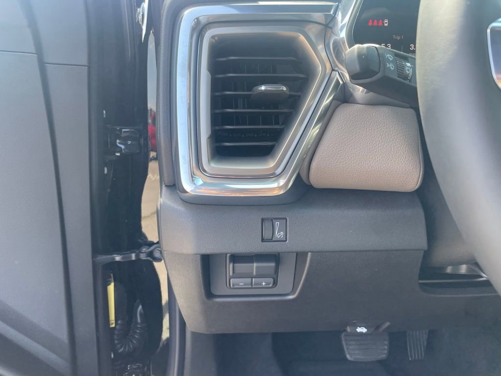 New 2026 GMC Canyon Denali image 18