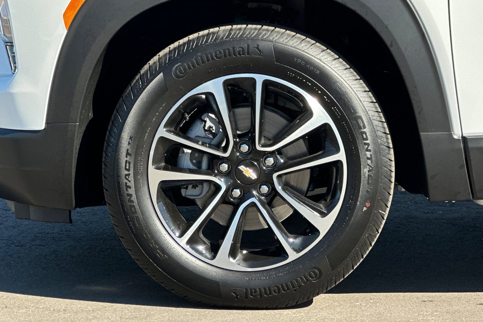 New 2026 Chevrolet TrailBlazer LT w/ LPO, Blackout Package AWD/4WD image 25