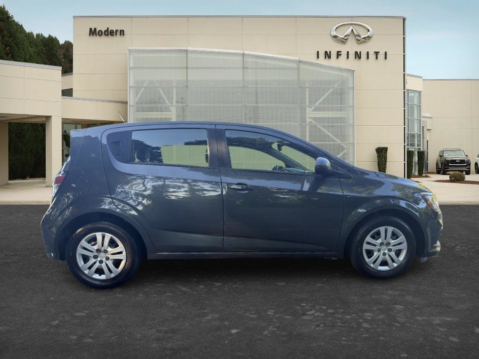 Used 2020 Chevrolet Sonic LT FWD image 4