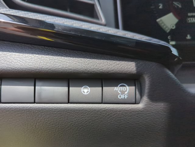 New 2026 Nissan Kicks SR w/ SR Premium Package FWD image 31