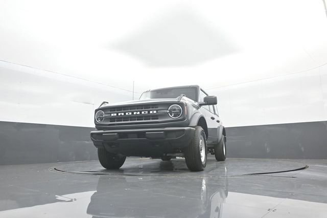 New 2025 Ford Bronco 4-Door image 28