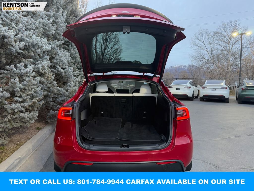 Used 2022 Tesla Model Y Performance image 33