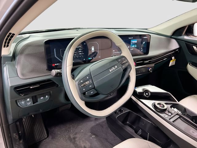 New 2025 Kia EV6 Wind image 9
