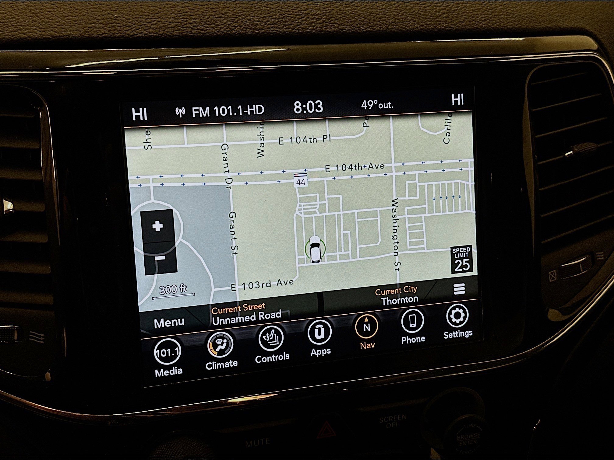 Used 2022 Jeep Grand Cherokee Laredo X image 22