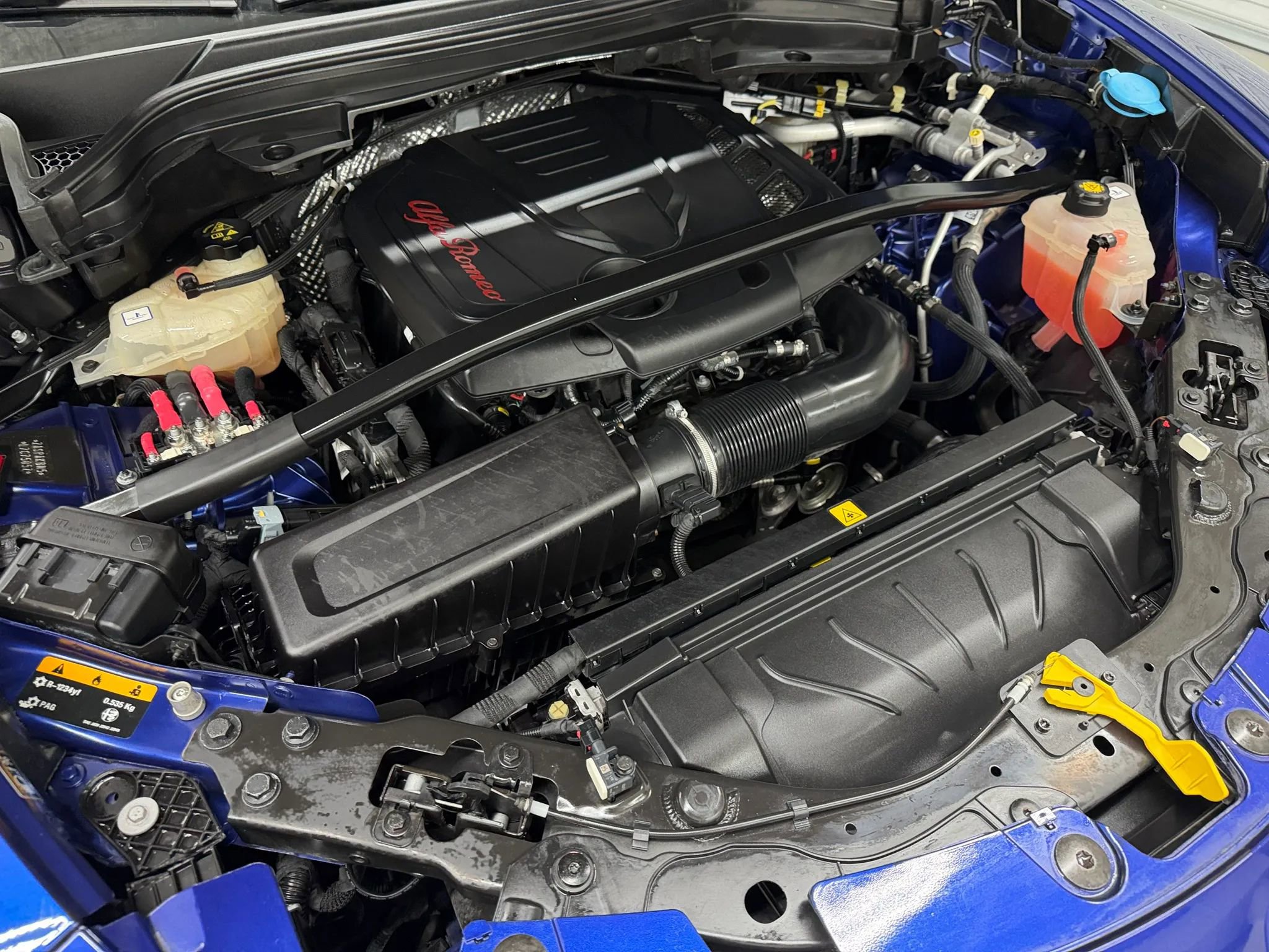 Used 2020 Alfa Romeo Stelvio Ti w/ Nero Edizione AWD/4WD image 52