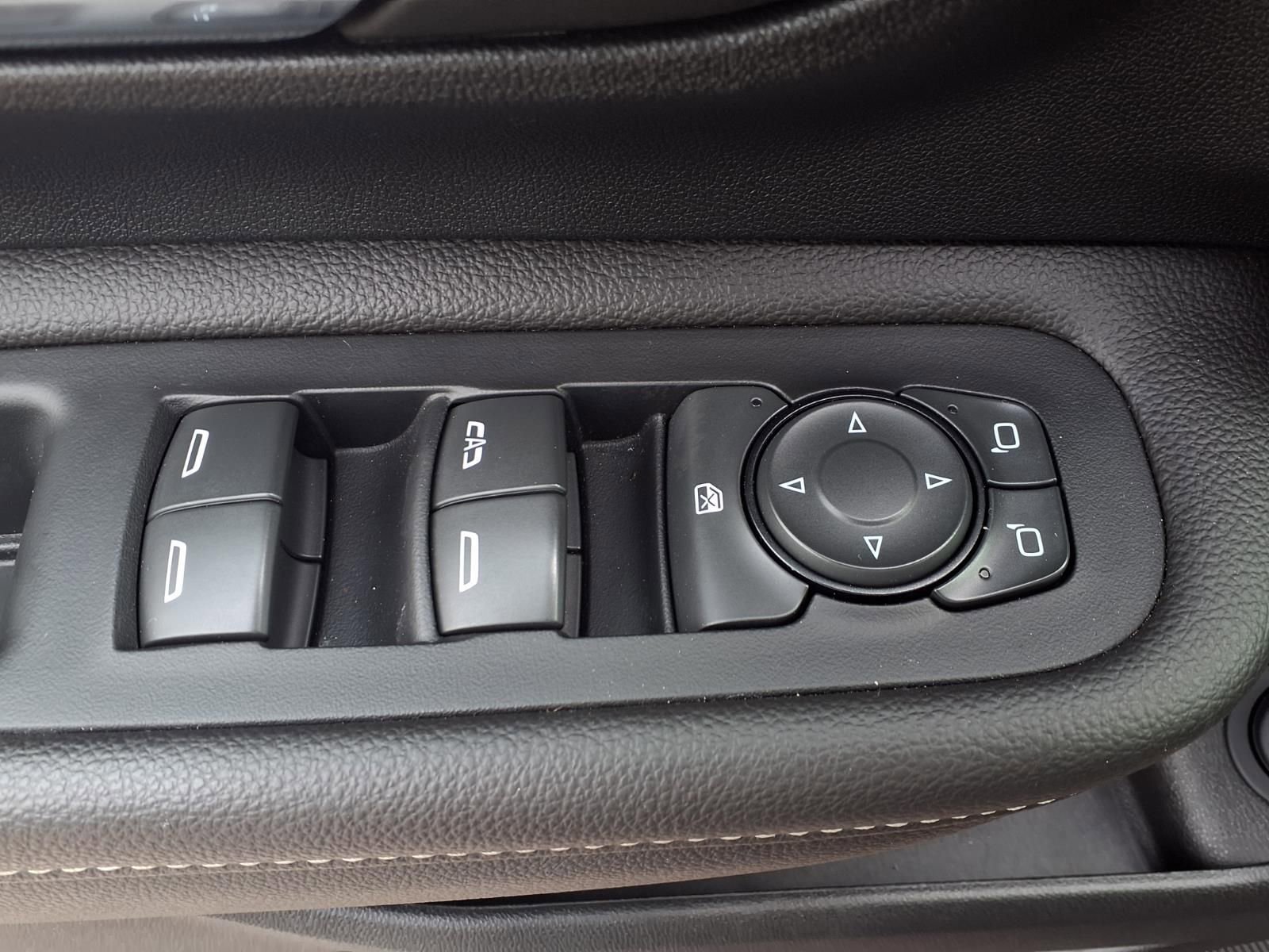 Used 2023 GMC Terrain Denali AWD/4WD image 12