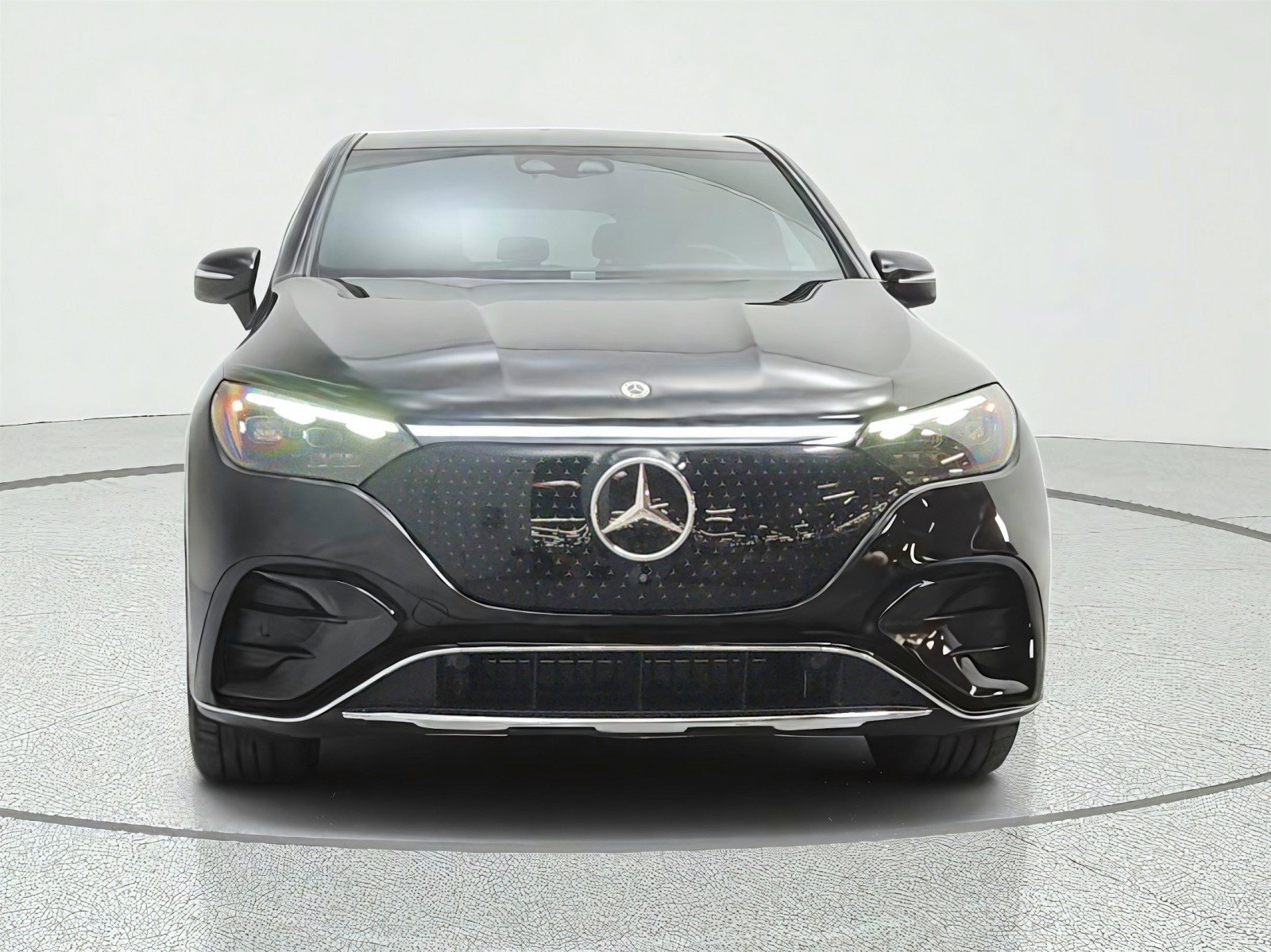 Used 2023 Mercedes-Benz EQE 500 4MATIC SUV image 2
